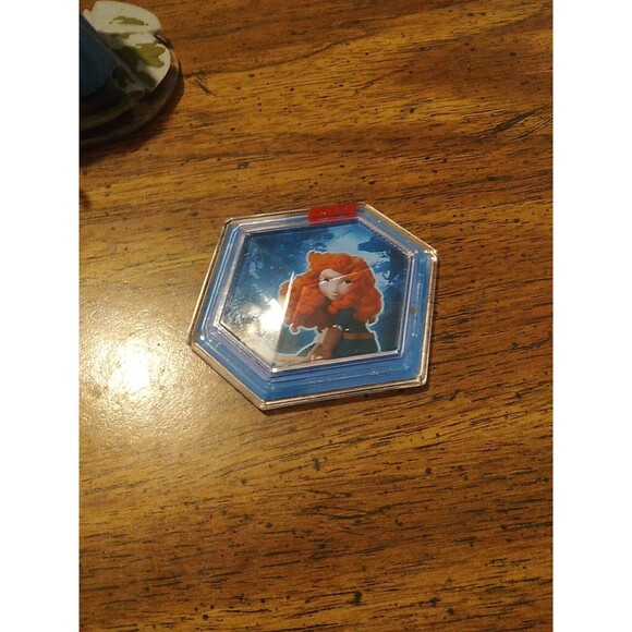 Disney Infinity 2.0 Edition Merida Action Figure - 120565 Plus Game Power Disc - Picture 5 of 6